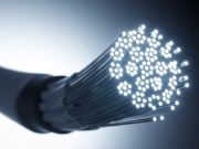 Insigo en la Diferenzi e apliki di Diversa Tipo di Fiber Optic kablis